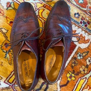 Saks Fifth Avenue by Magnanni Made in Spain size 10.